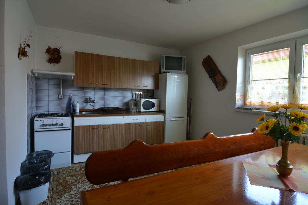 Privat Marika Apartamento Nová Lesná Exterior foto